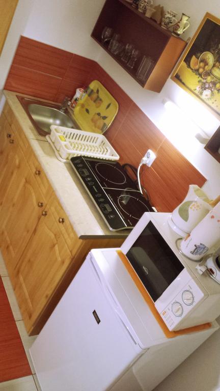 Virag Apartmanhaz Sopron Buitenkant foto